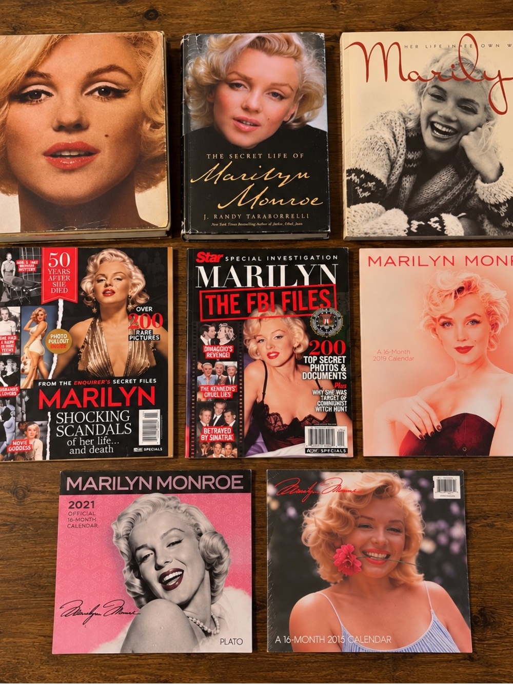 Marilyn Monroe Collectors Lot - Books/magazines/calendars